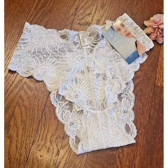 NWT VTG Parisa Amir Lace Size Large WHITE Hi-Cut Floral Cheeky Panty Underwear - Picture 1 of 6